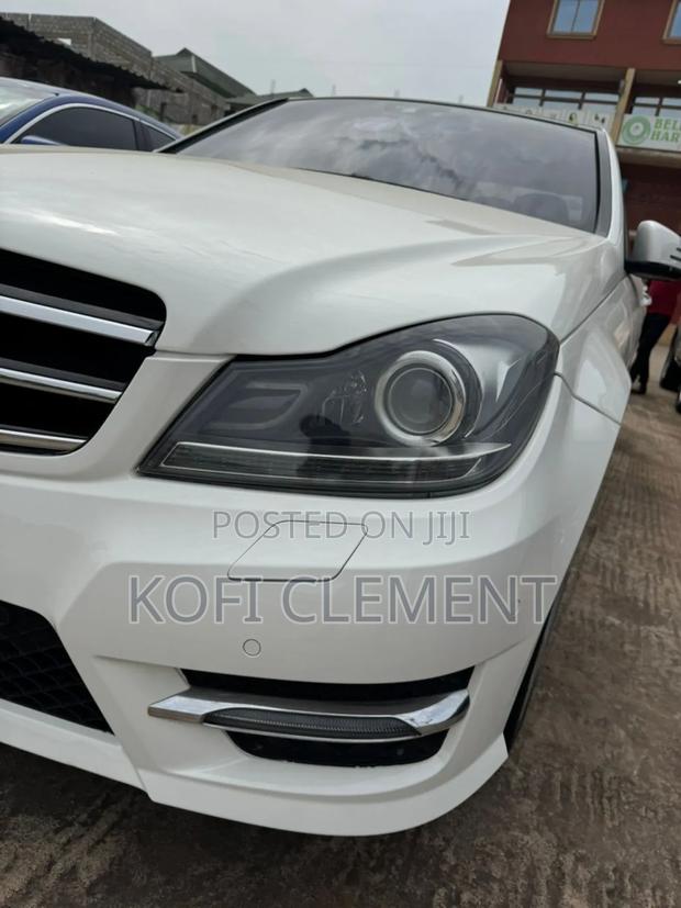 Mercedes-Benz C250 2014 White