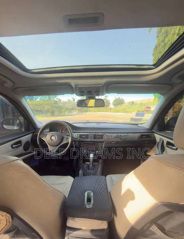 BMW 328i 2010 Blue