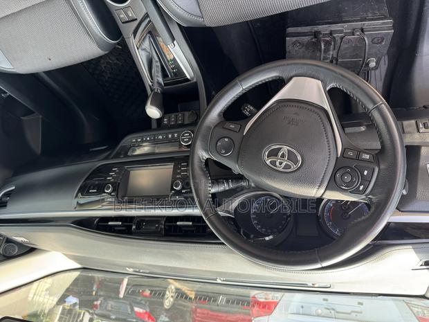 Toyota Corolla 2016 Black