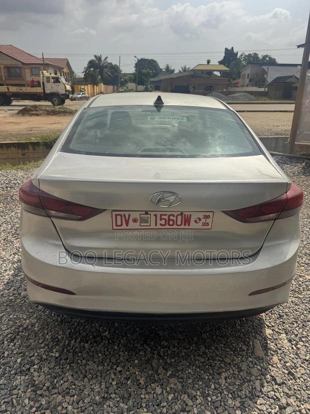 Hyundai Elantra 2017