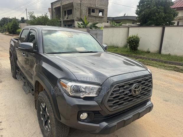 Toyota Tacoma TRD Off Road Double Cab 6' Bed V6 AT 2023 Gray