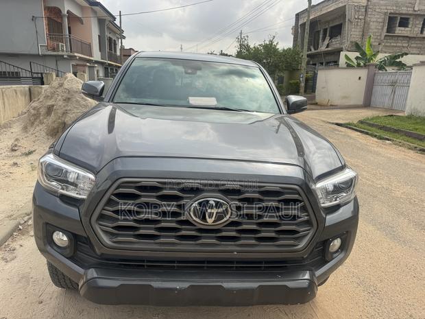 Toyota Tacoma TRD Off Road Double Cab 6' Bed V6 AT 2023 Gray