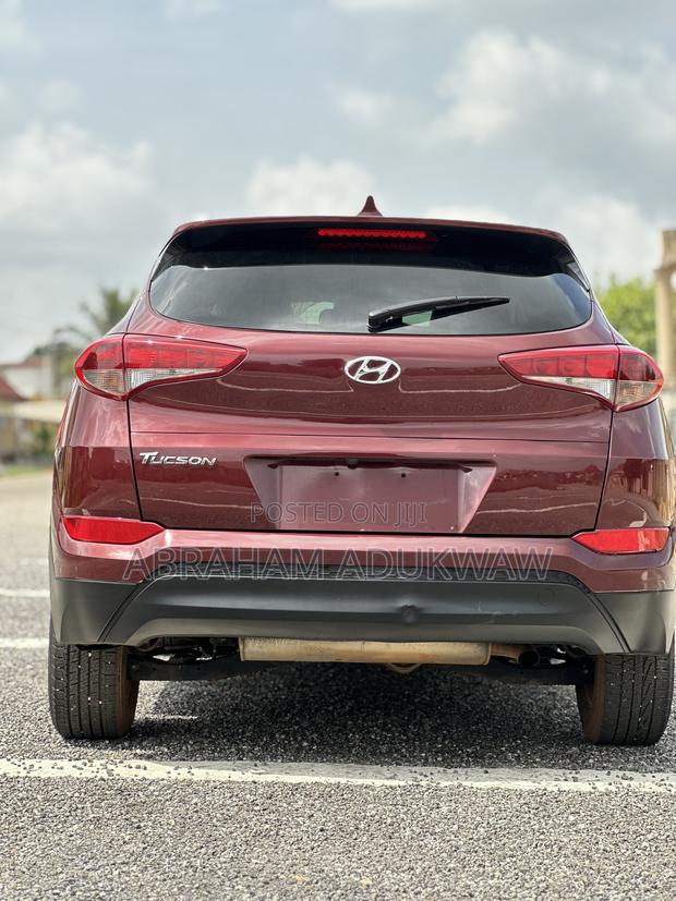 Hyundai Tucson SE AWD 2018 Red