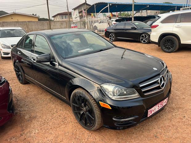 Mercedes-Benz C250 2014 Black