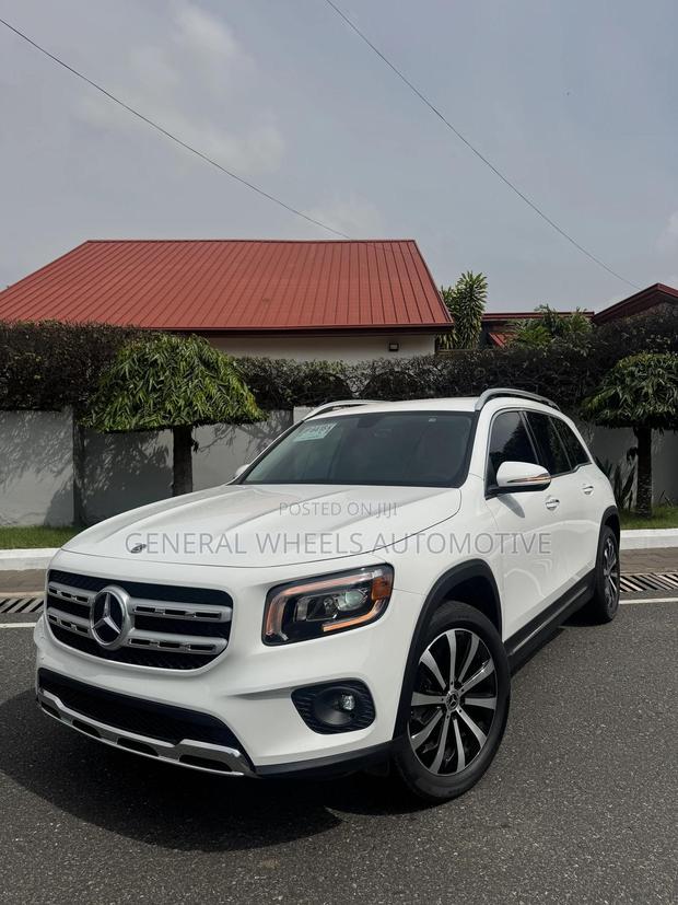 Mercedes-Benz GLB-Class GLB 250 4MATIC 2021 White