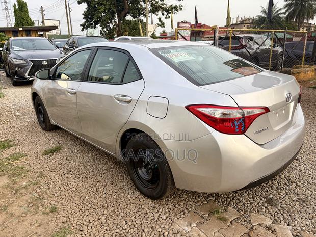 Toyota Corolla 2016 Silver