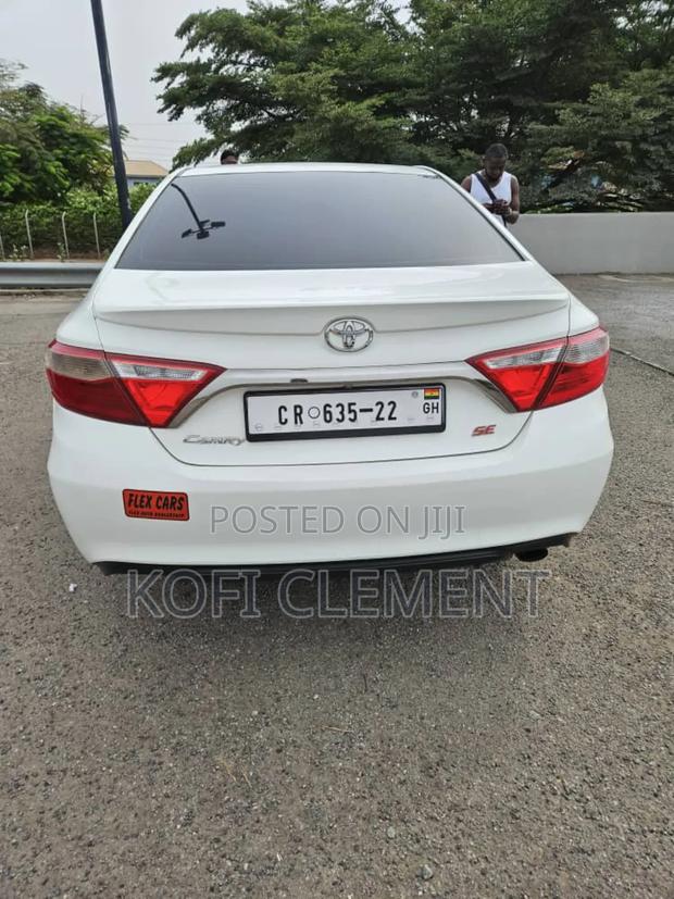 Toyota Camry 2017 White