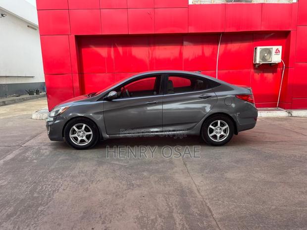 Hyundai Accent 2013 Gray