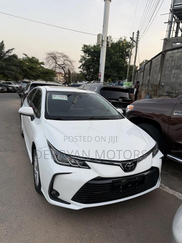 Toyota Corolla 1.6 Petrol 2020 White