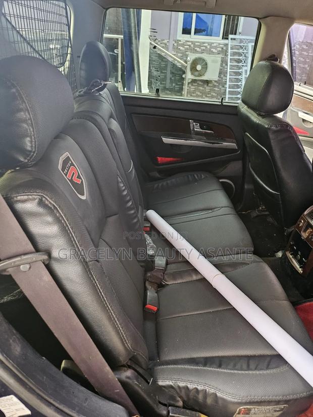 SsangYong Rexton 2010 Blue
