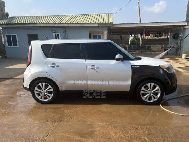 Kia Soul Hatchback 2016 Gray