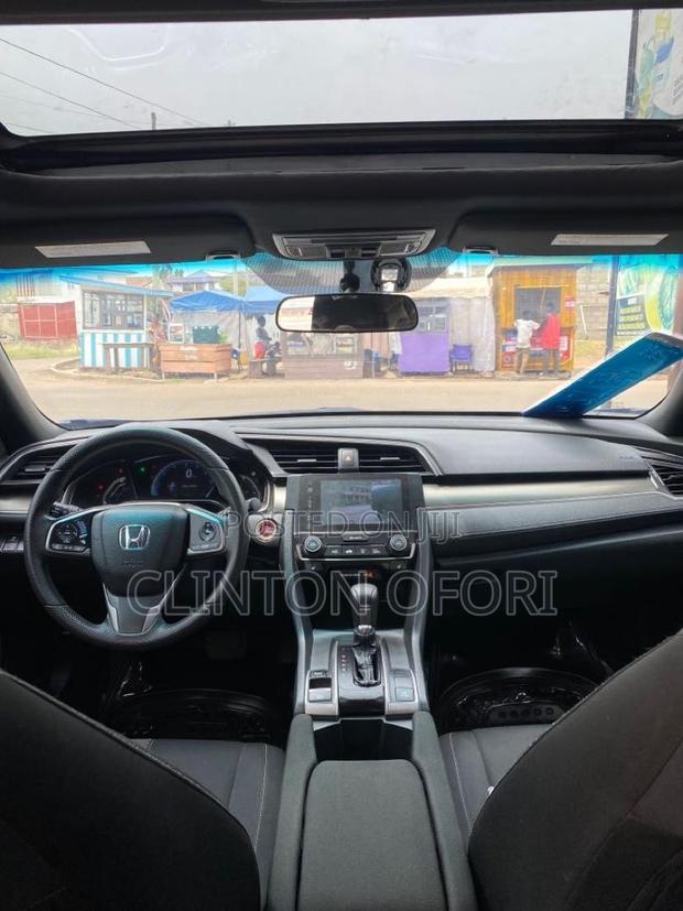 Honda Civic Sport Hatchback 2018 Blue
