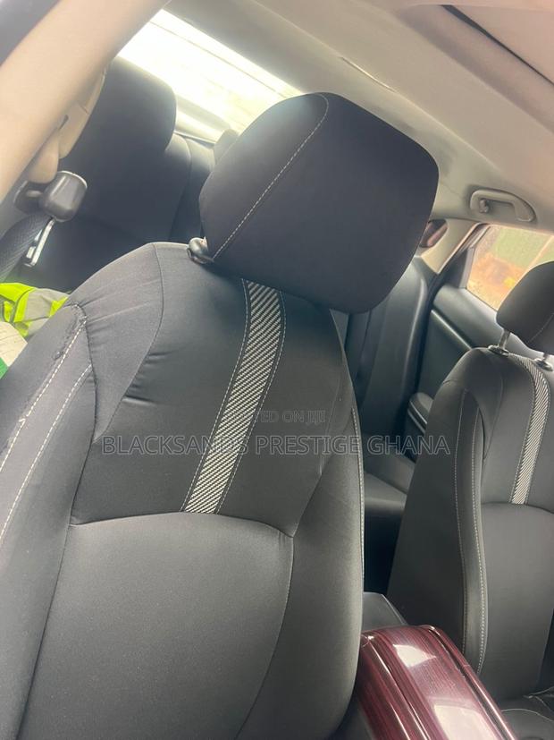 Honda Civic Touring 4dr Sedan (1.5L 4cyl) 2016 Blue