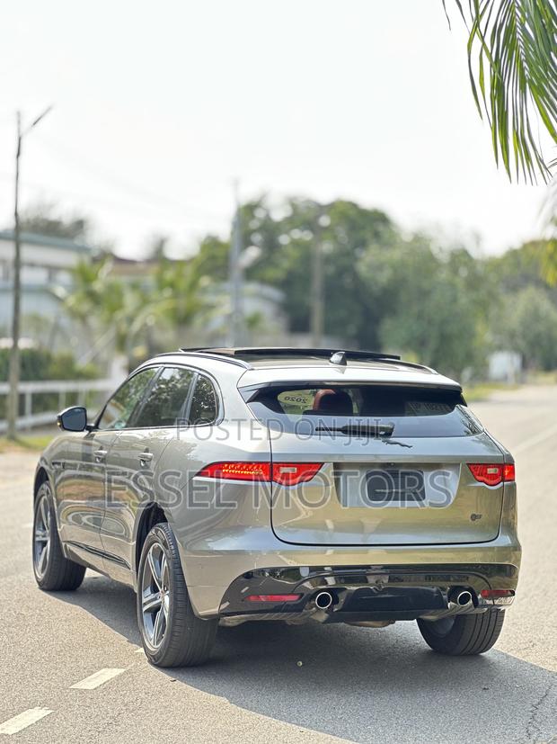 Jaguar F-Pace S AWD 2020 Gray