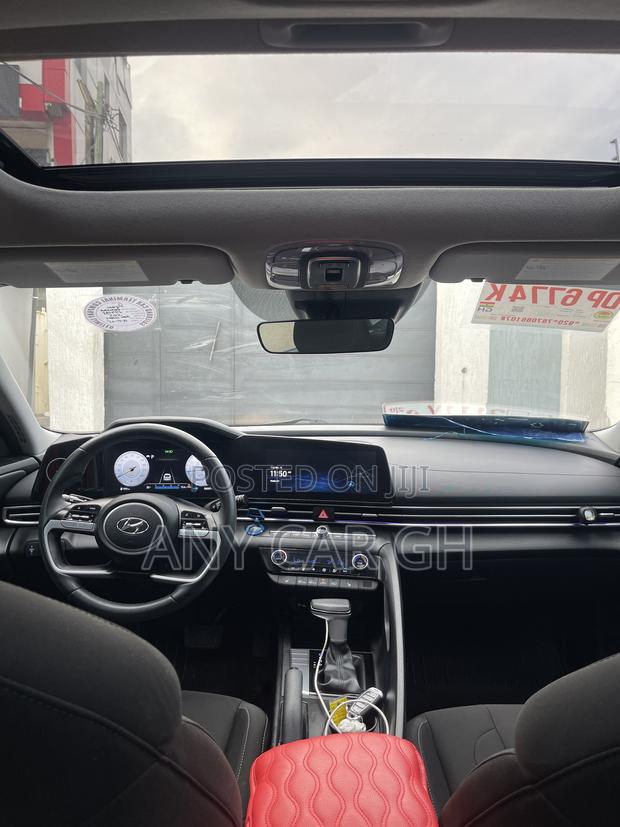 Hyundai Elantra 2023 Black