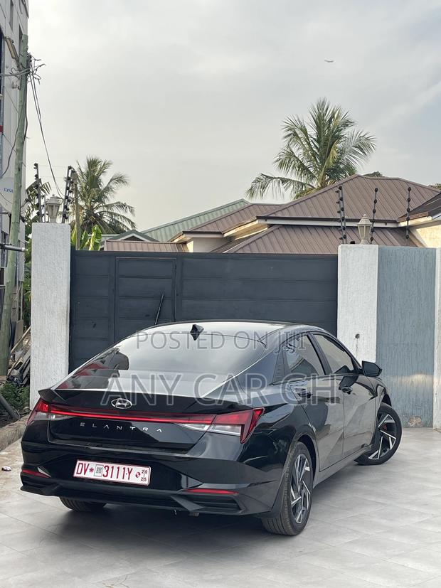 Hyundai Elantra 2023 Black