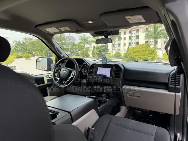 Ford F-150 2020 Silver