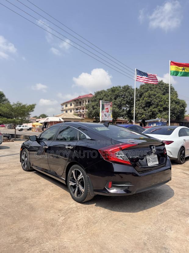 Honda Civic EX 4dr Sedan (2.0L 4cyl) 2017 Brown