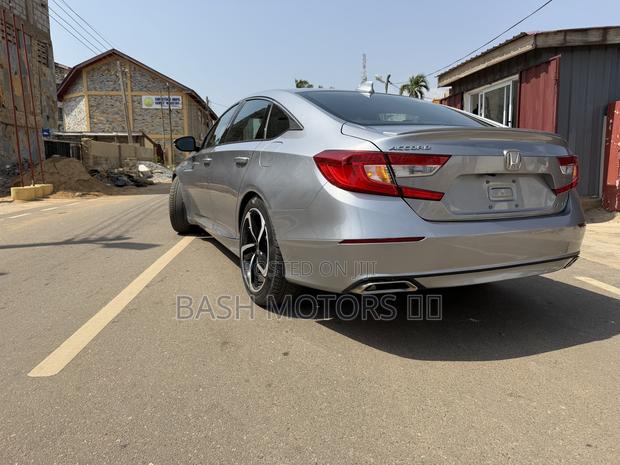 Honda Accord 2019 Silver
