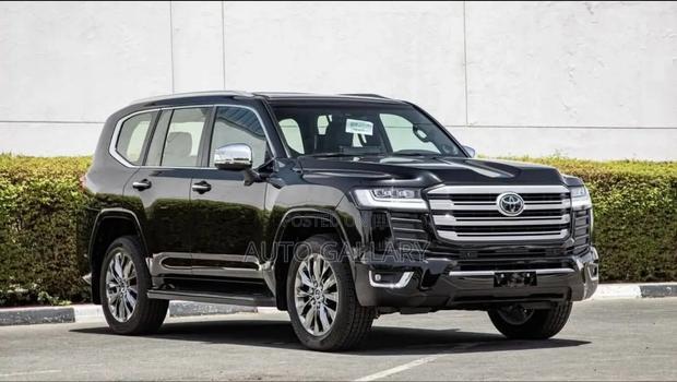 New Toyota Land Cruiser LC300 2025 Black