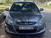 Hyundai Accent SE 2012 Gray for sale