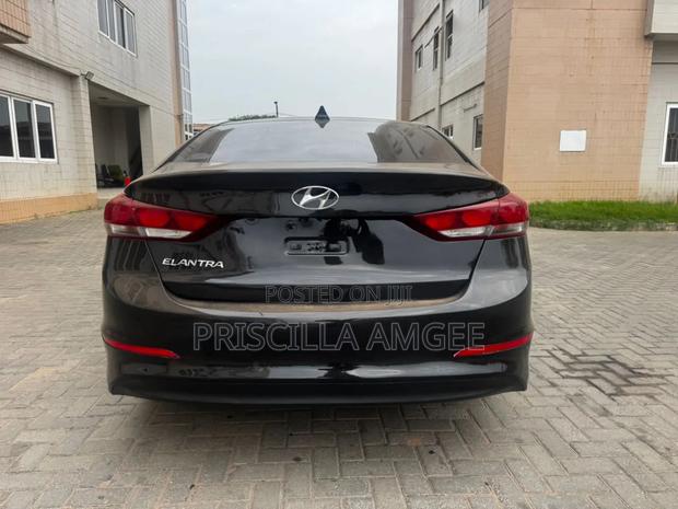 Hyundai Elantra SEL 2018 Black