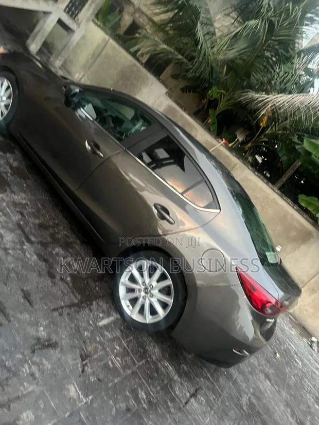 Mazda 3 2017 Gray