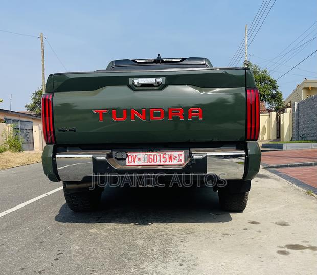 Toyota Tundra Limited 2022 Green