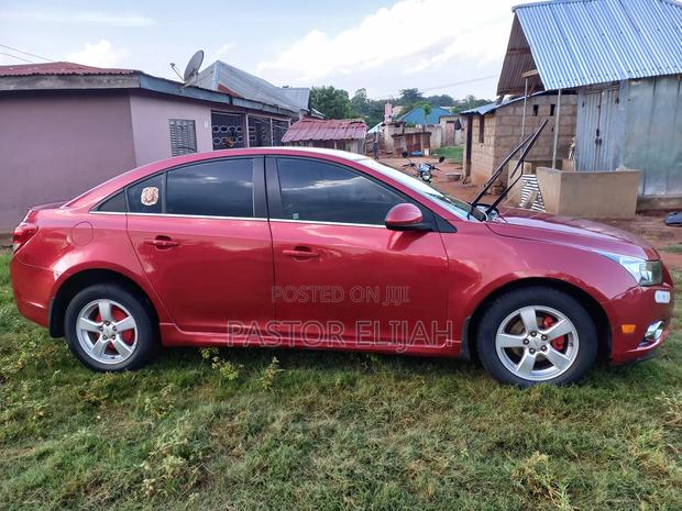 Chevrolet Cruze 2012 Red