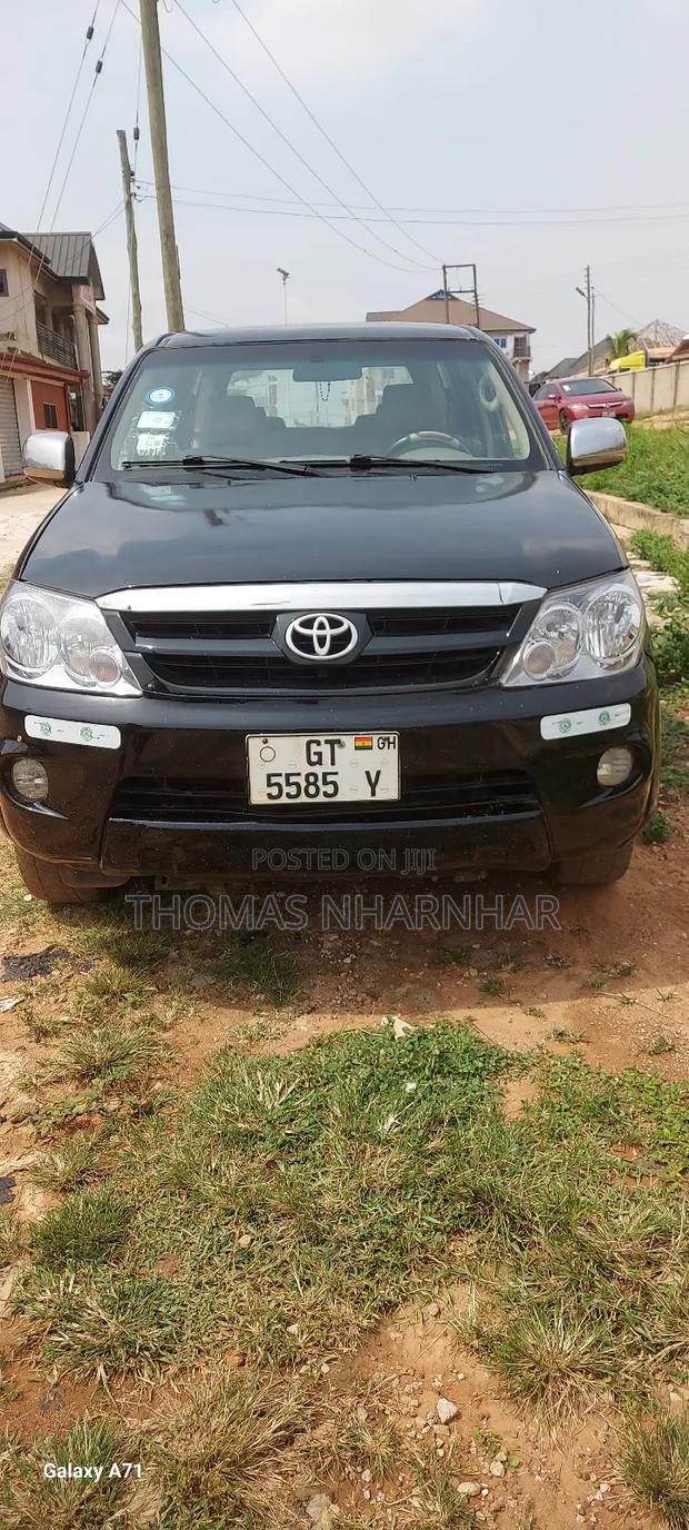 Toyota Fortuner 2.5 D AWD 2009 Black