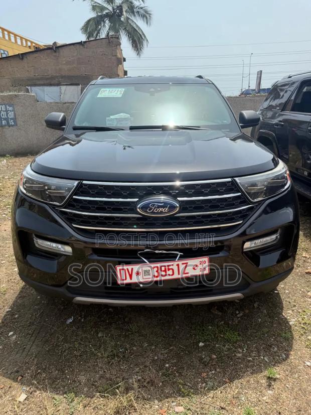 Ford Explorer XLT 4x4 2020 Black
