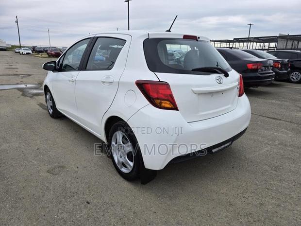 Toyota Yaris 2014 White