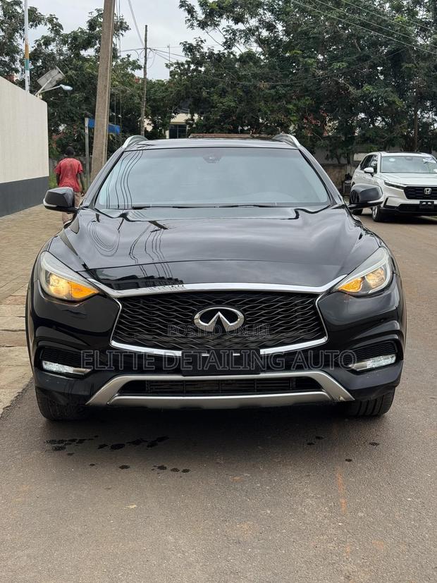 Infiniti QX30 2018 Black