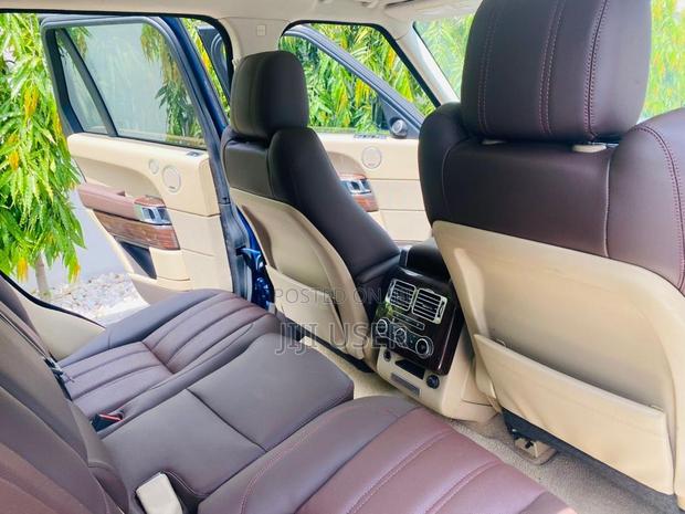 Land Rover Range Rover Vogue 2016 Blue