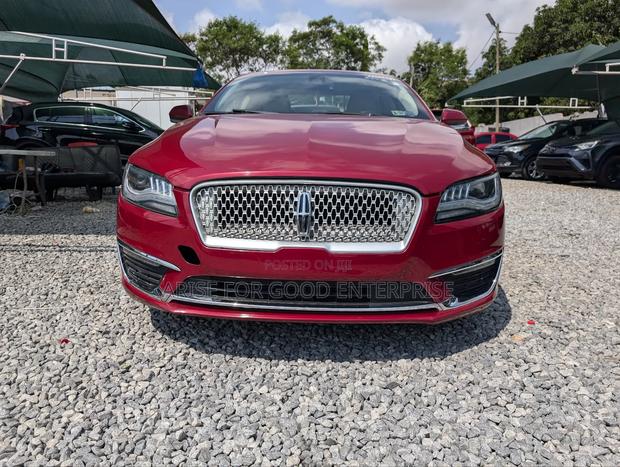 Lincoln MKZ 2017 Red