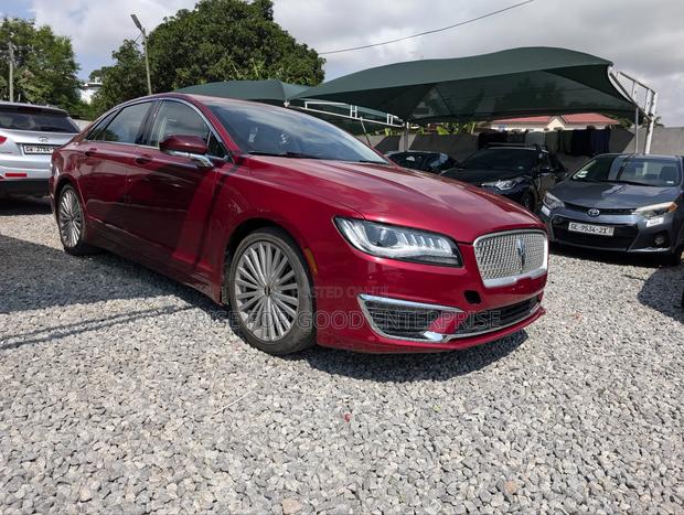 Lincoln MKZ 2017 Red