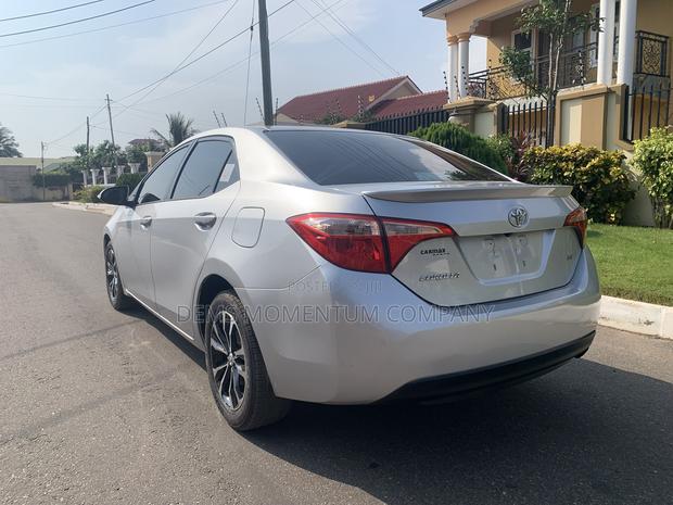 Toyota Corolla 2017 Silver