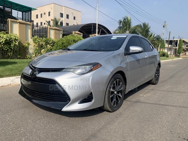 Toyota Corolla 2017 Silver