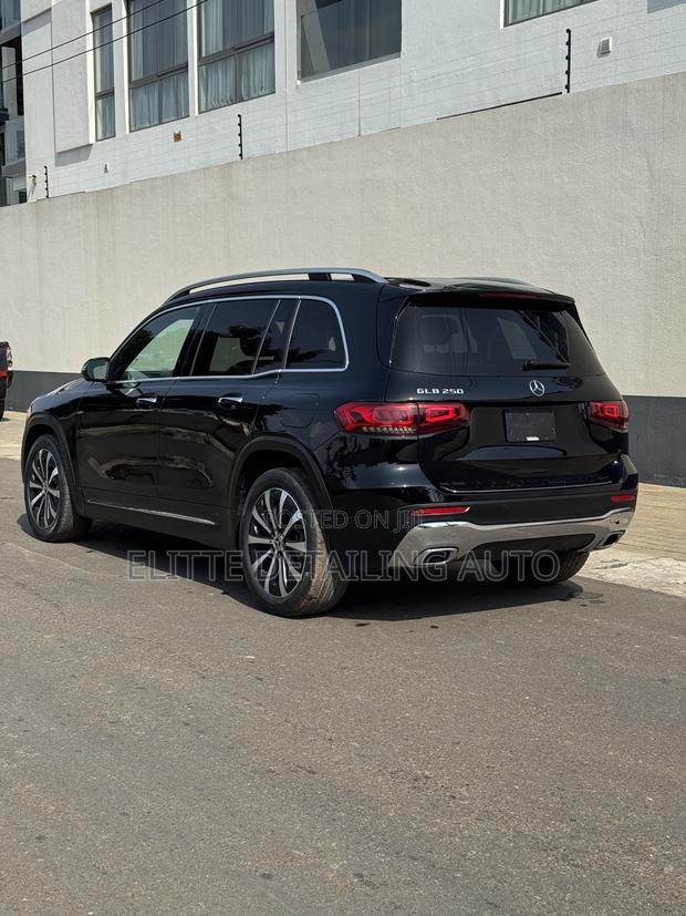 Mercedes-Benz GLB-Class GLB 250 4MATIC 2021 Black