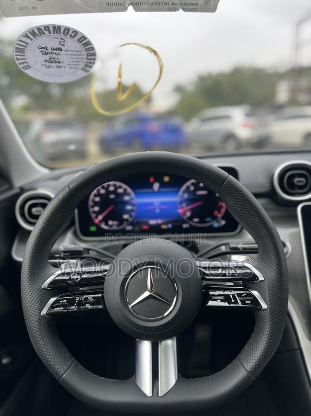 New Mercedes-Benz C300 2024 Gray