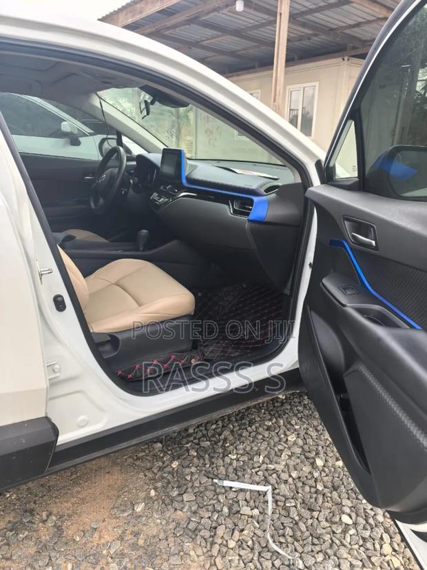 Toyota C-HR Limited 2021 White