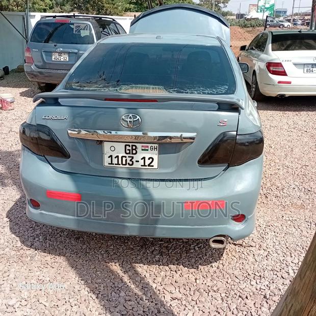 Toyota Corolla S 4dr Sedan (1.8L 4cyl 4A) 2010 Gray