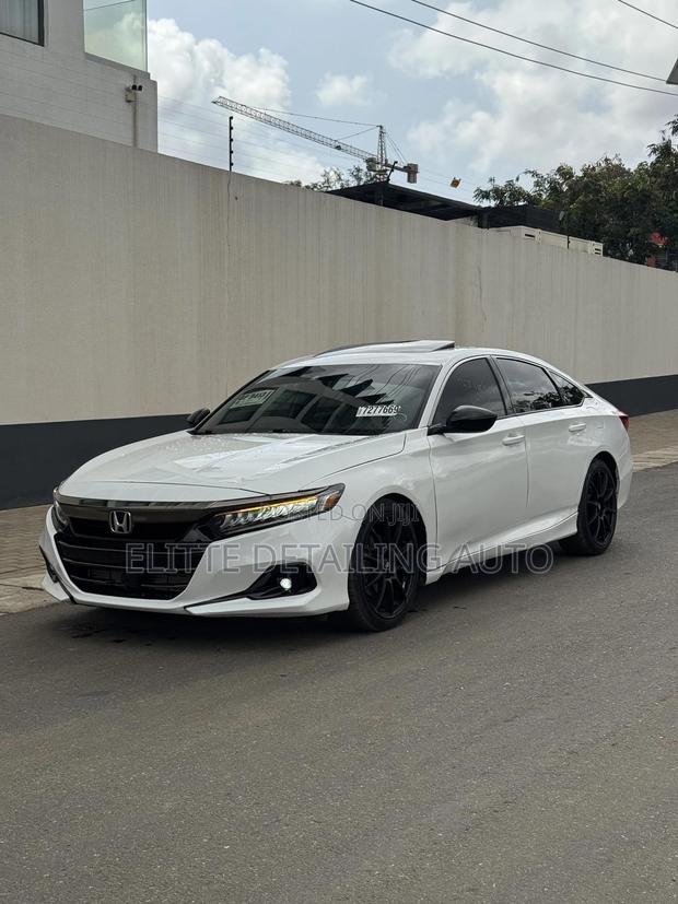 Honda Accord Sport 2.0T 2021 White