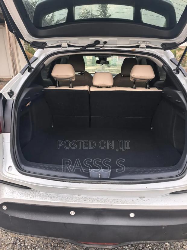 Toyota C-HR Limited 2021 White