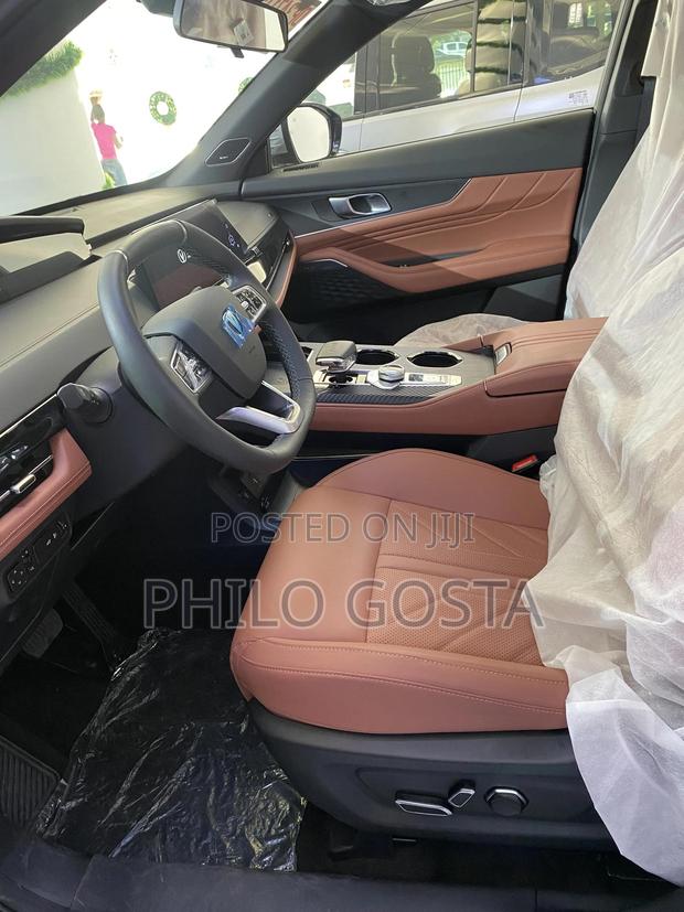 New Changan UNI-K 2.0 Petrol FWD 2025 Gray