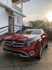 Mercedes-Benz GLA 250 2018 Red for sale