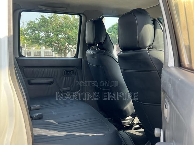 Nissan Hardbody 2019 White