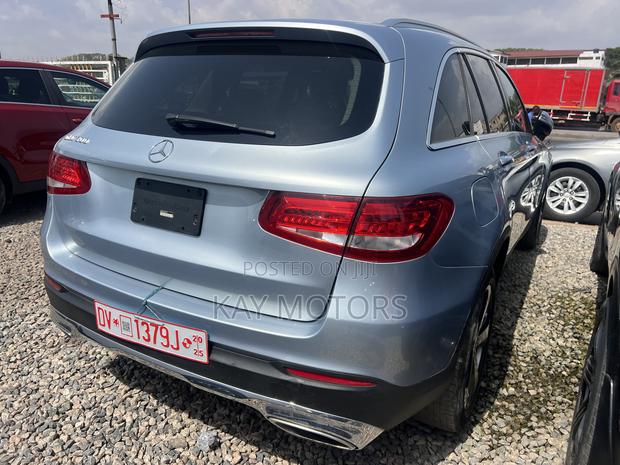 Mercedes-Benz GLC-Class 2016 Blue