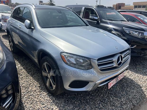 Mercedes-Benz GLC-Class 2016 Blue