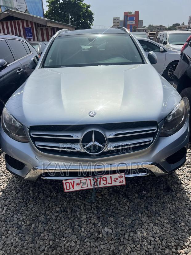Mercedes-Benz GLC-Class 2016 Blue